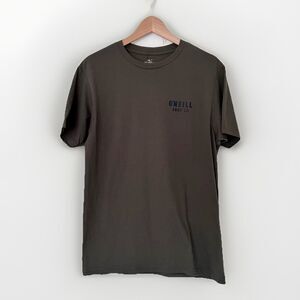 O’Neill Men’s T-Shirt Size Medium Olive Green Stain Glass Ocean Scene On Back